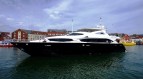 Motor yacht �Black and White